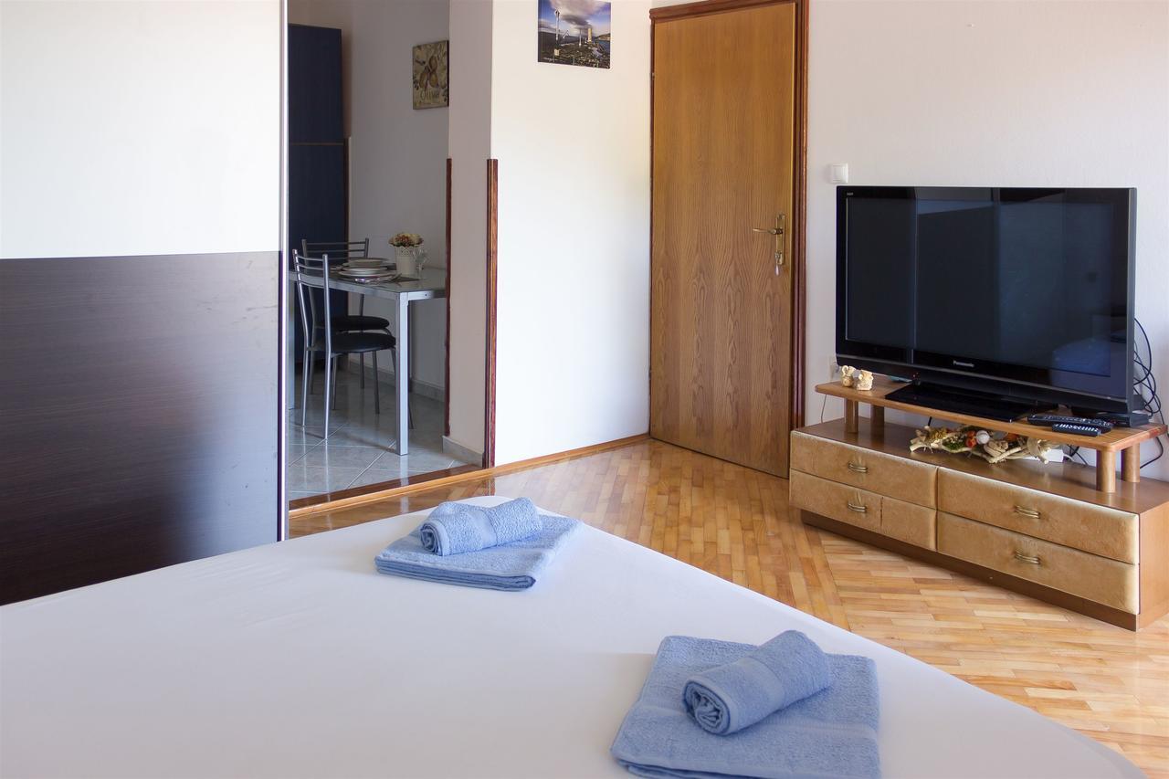 Apartments Marijana 塞尼 外观 照片